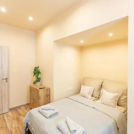 Jungle With 2 Bathrooms Διαμέρισμα